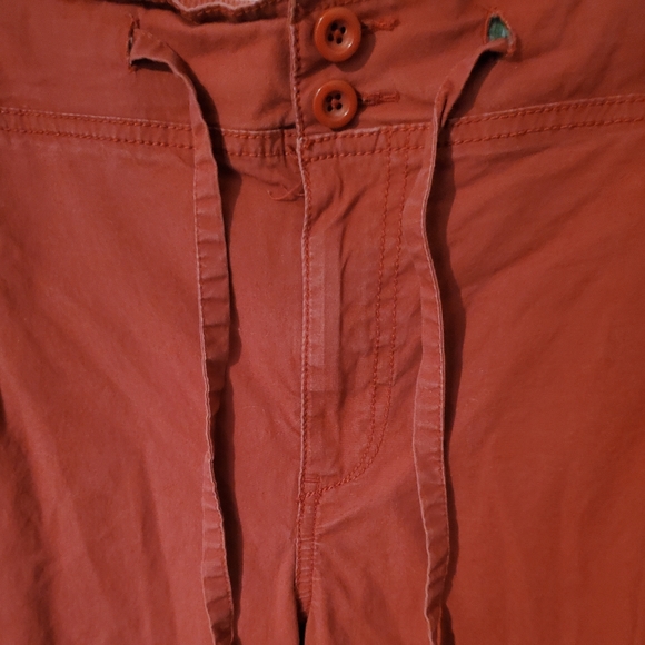 Red Capris - Picture 4 of 4